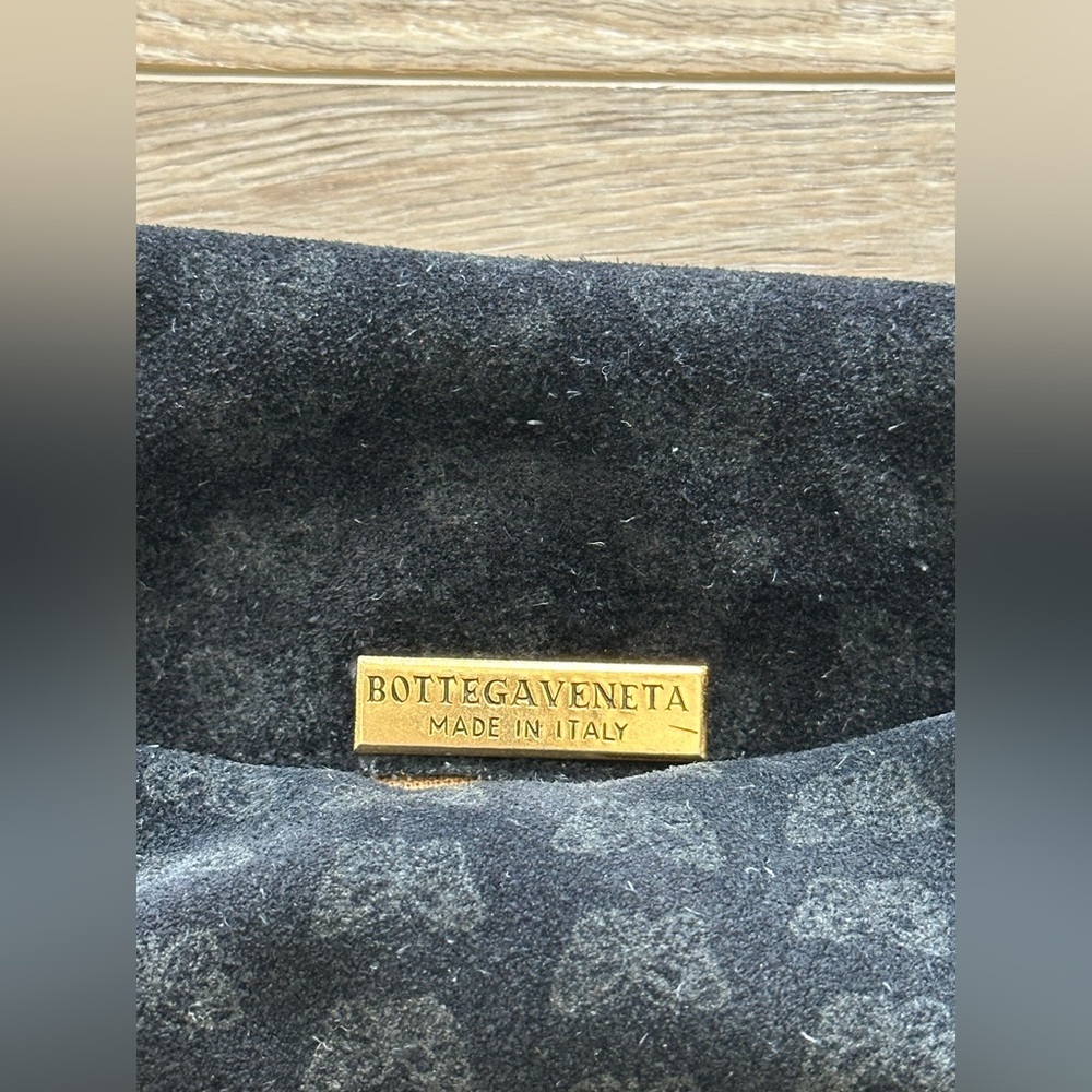 Bottega Veneta Vintage Butterfly Black Suede Fold Over Flap Shoulder Bag - Picture 5 of 8